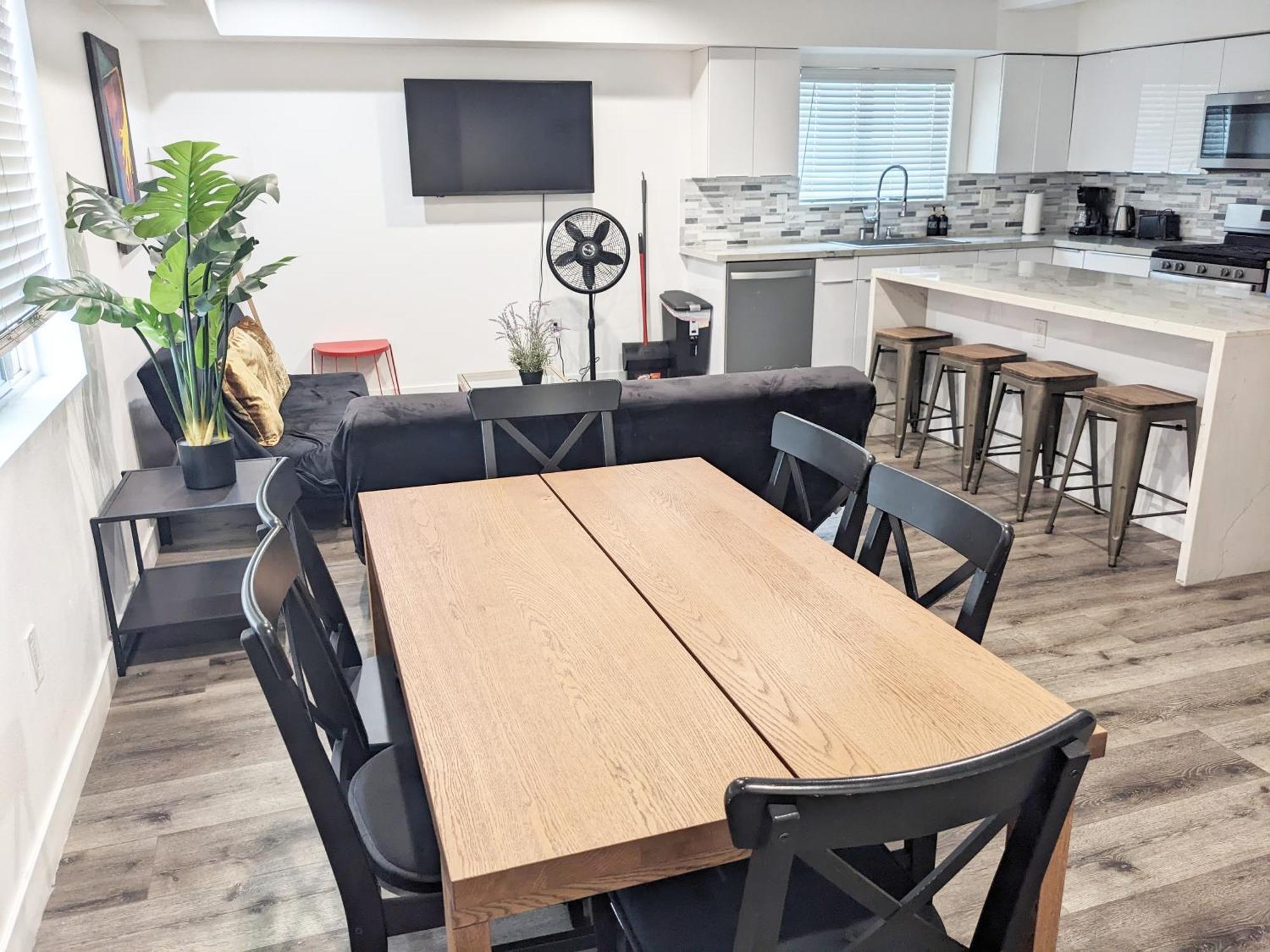 Modern 3Br Home In Mid-City ロサンゼルス エクステリア 写真